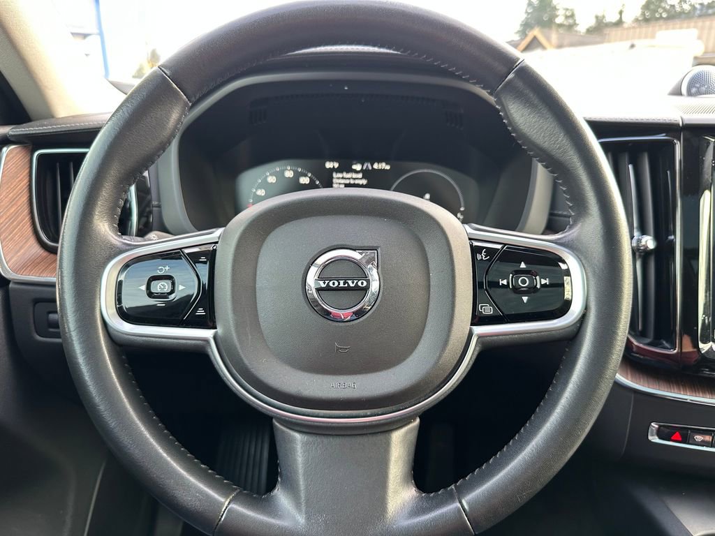 Used 2019 Volvo XC60 T8 Inscription w/ Advanced Package AWD/4WD image 22