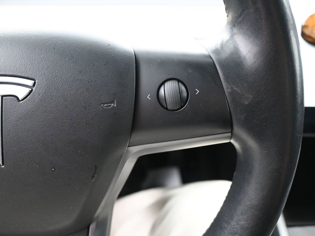 Used 2018 Tesla Model 3 Long Range image 20