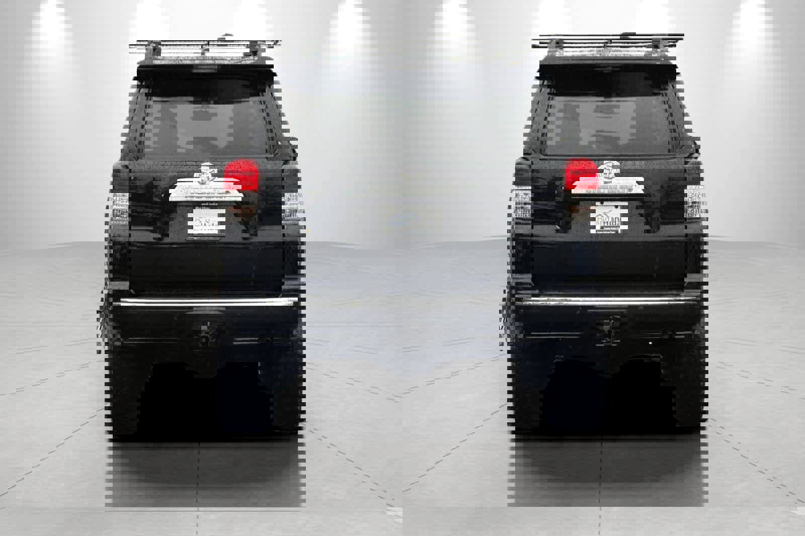 Used 2010 Toyota 4Runner SR5 w/ Premium Pkg w/Leather image 7