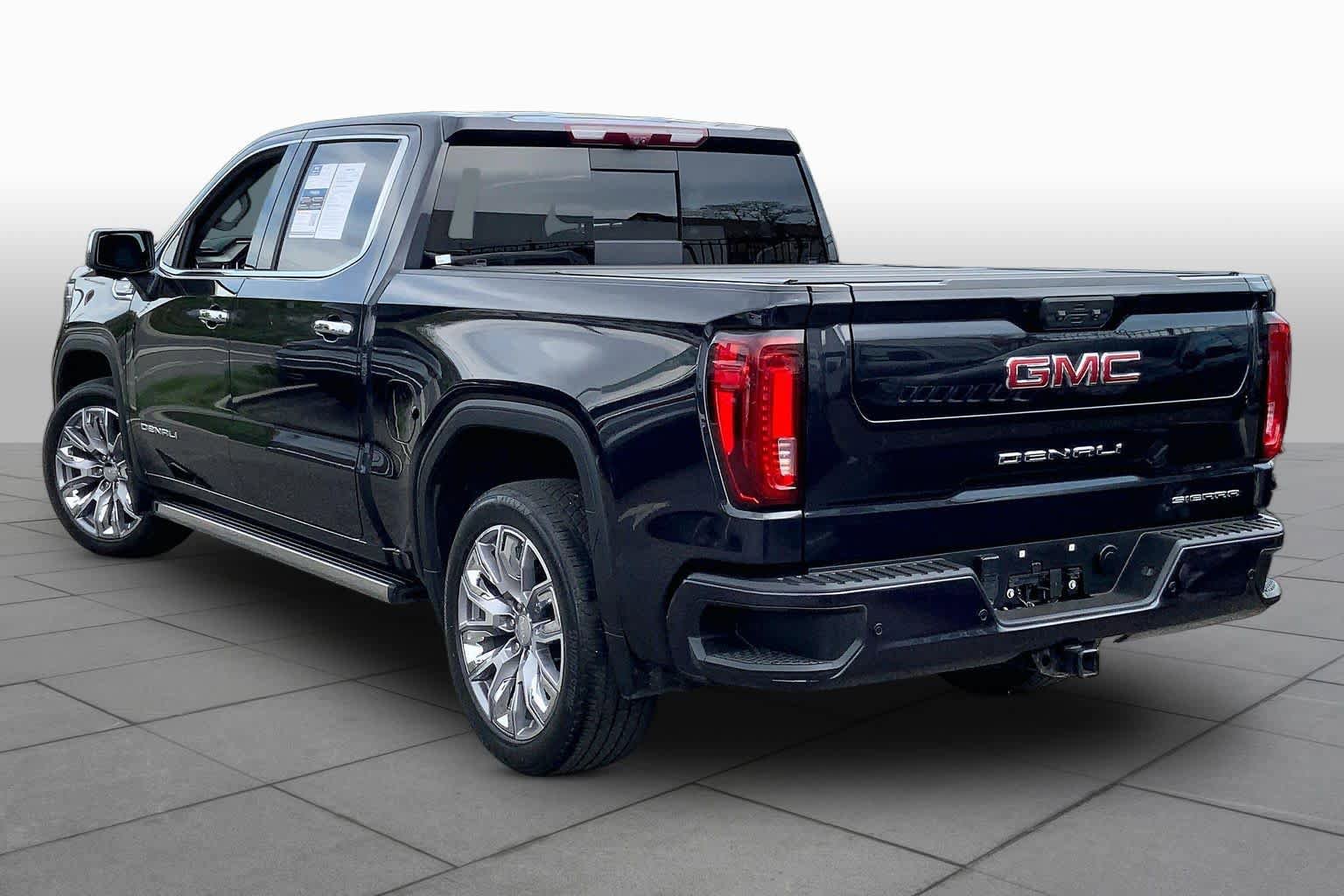 Used 2023 GMC Sierra 1500 Denali w/ Denali Reserve Package AWD/4WD image 12