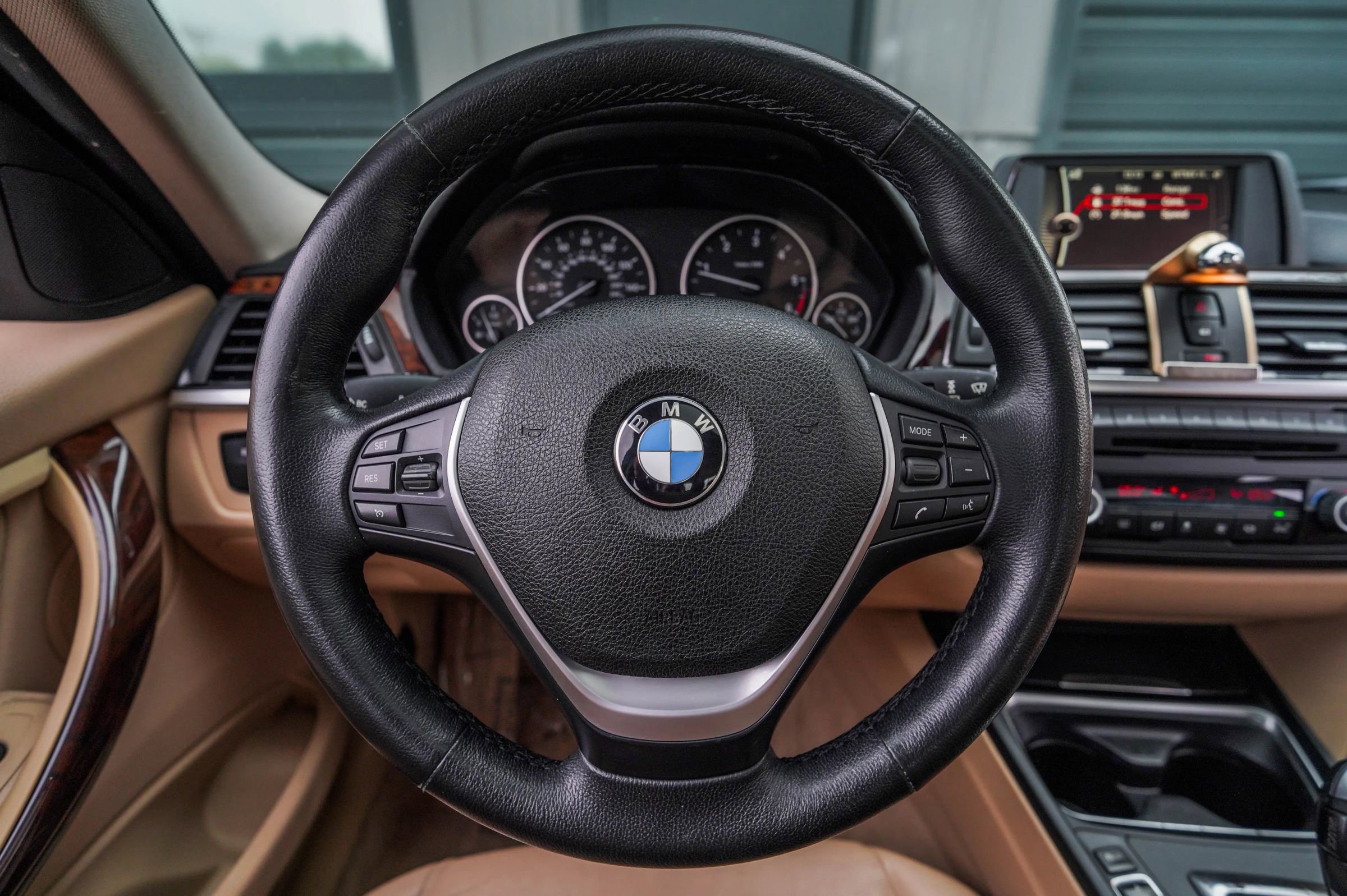 Used 2014 BMW 328d xDrive Sedan AWD/4WD image 14