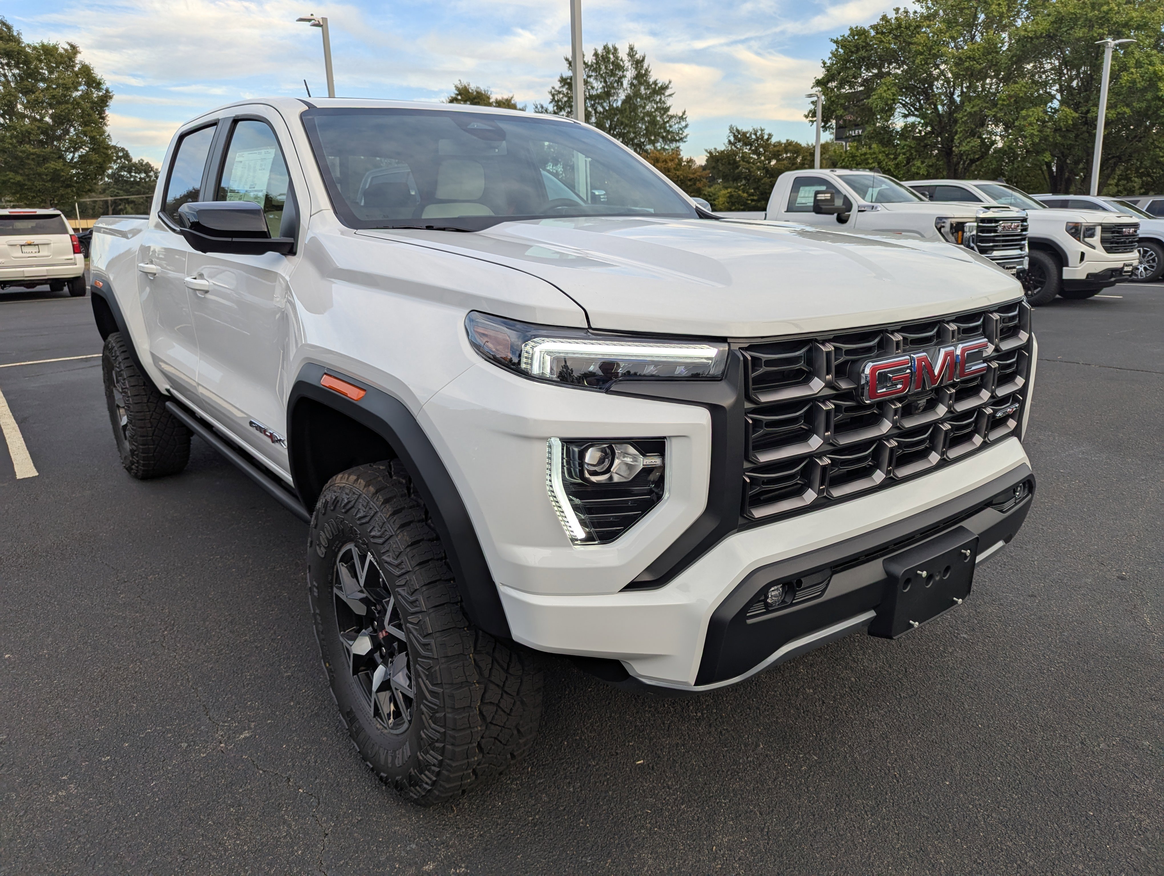 New 2026 GMC Canyon AT4X image 2
