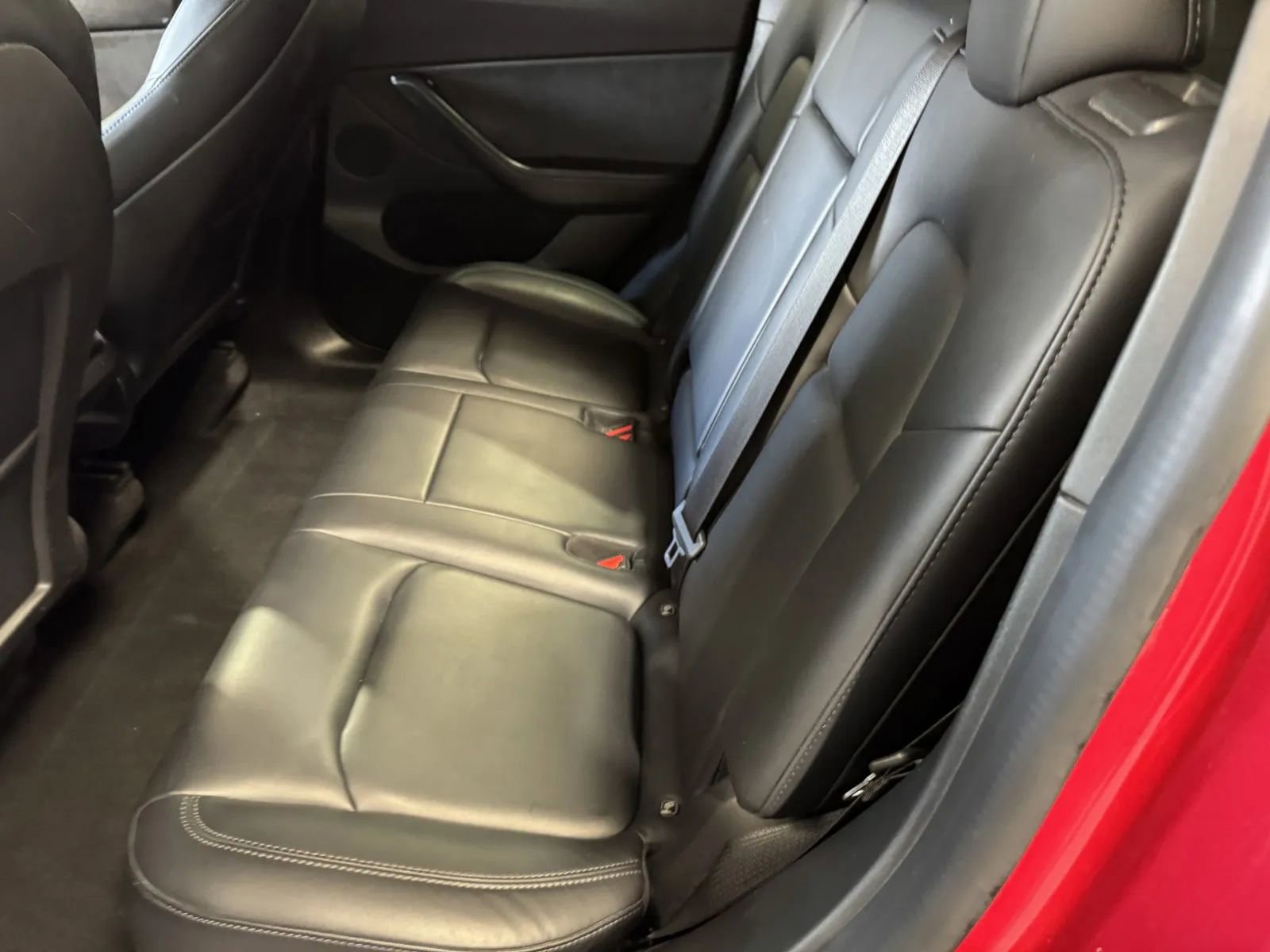 Used 2022 Tesla Model Y Performance image 9