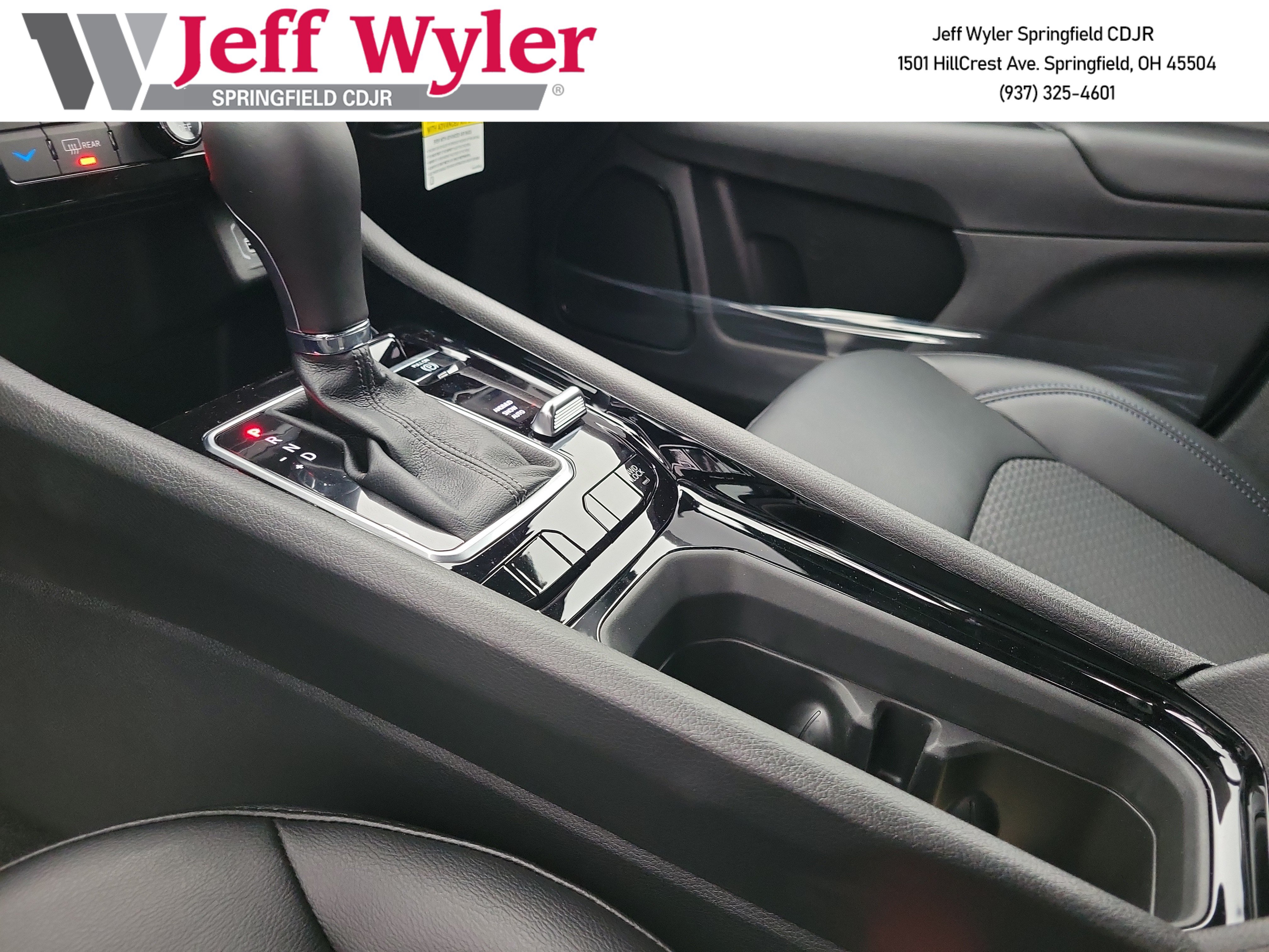 New 2026 Jeep Compass Latitude AWD/4WD image 13