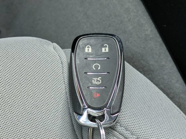 Used 2023 Chevrolet Camaro LT RWD image 21