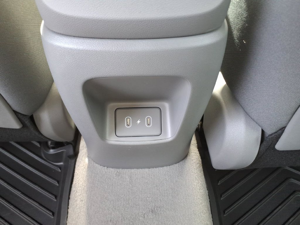 Used 2026 Hyundai Elantra SEL Sport Premium FWD image 13