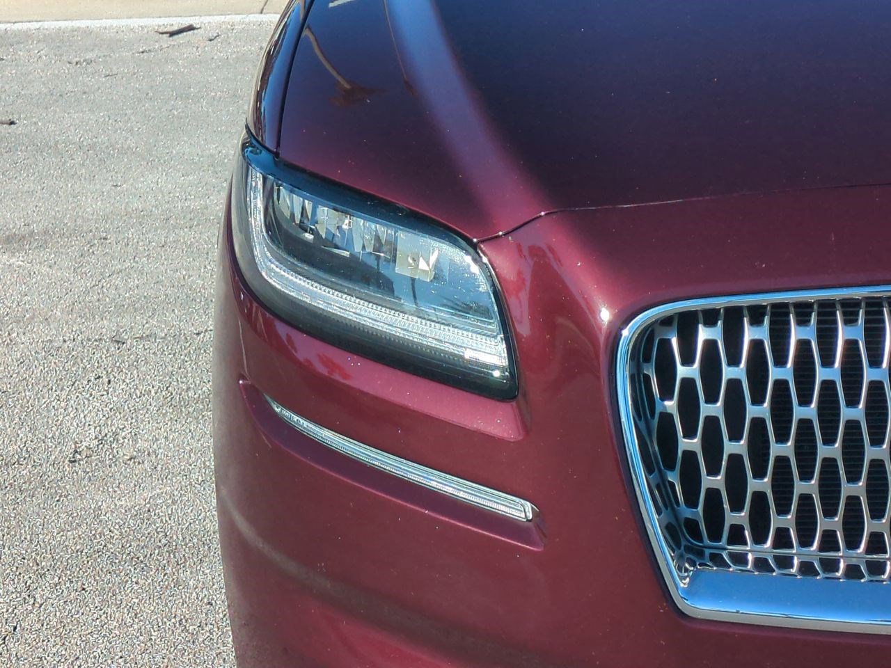 Certified 2022 Lincoln Nautilus Reserve image 11