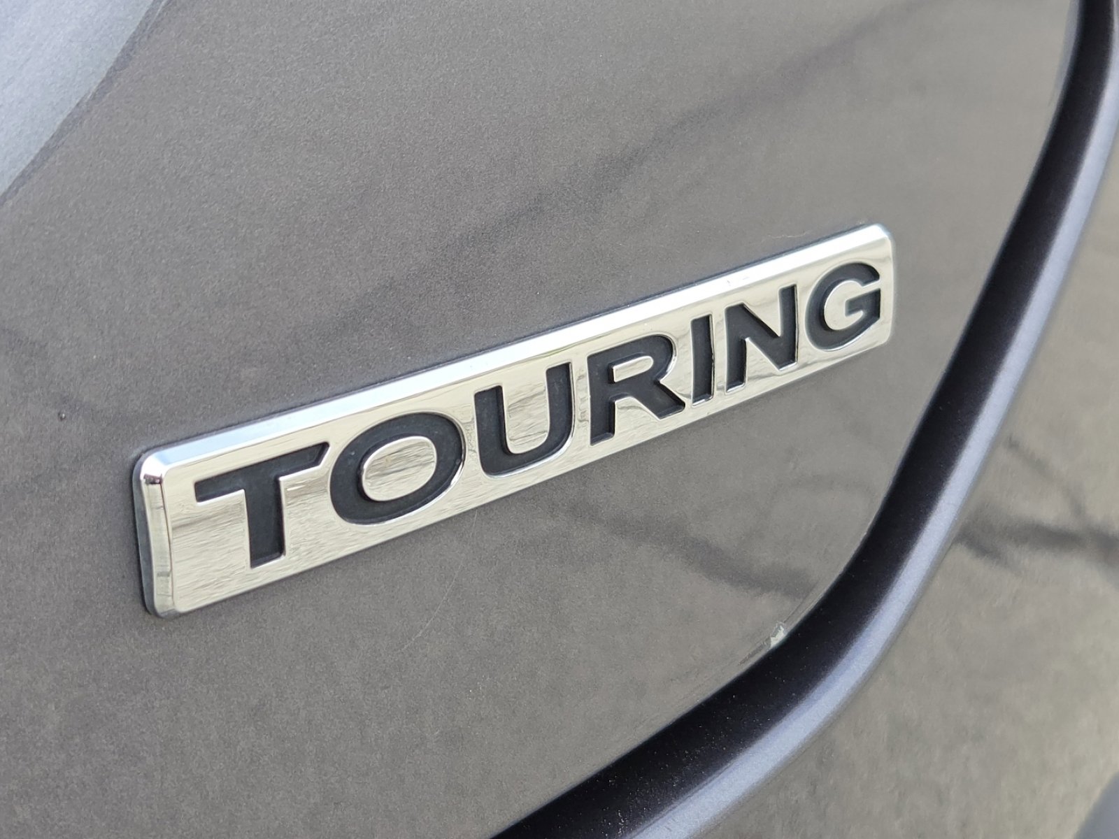 Certified 2025 Honda Pilot Touring image 17