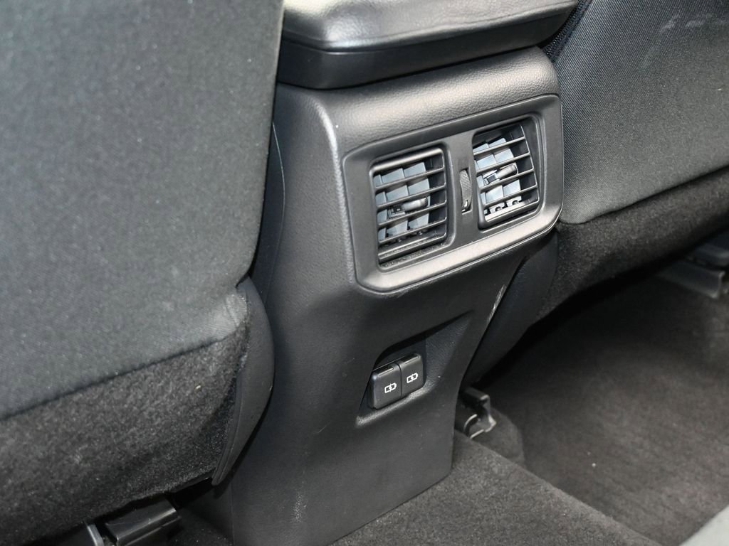 Used 2023 Toyota RAV4 XLE image 34