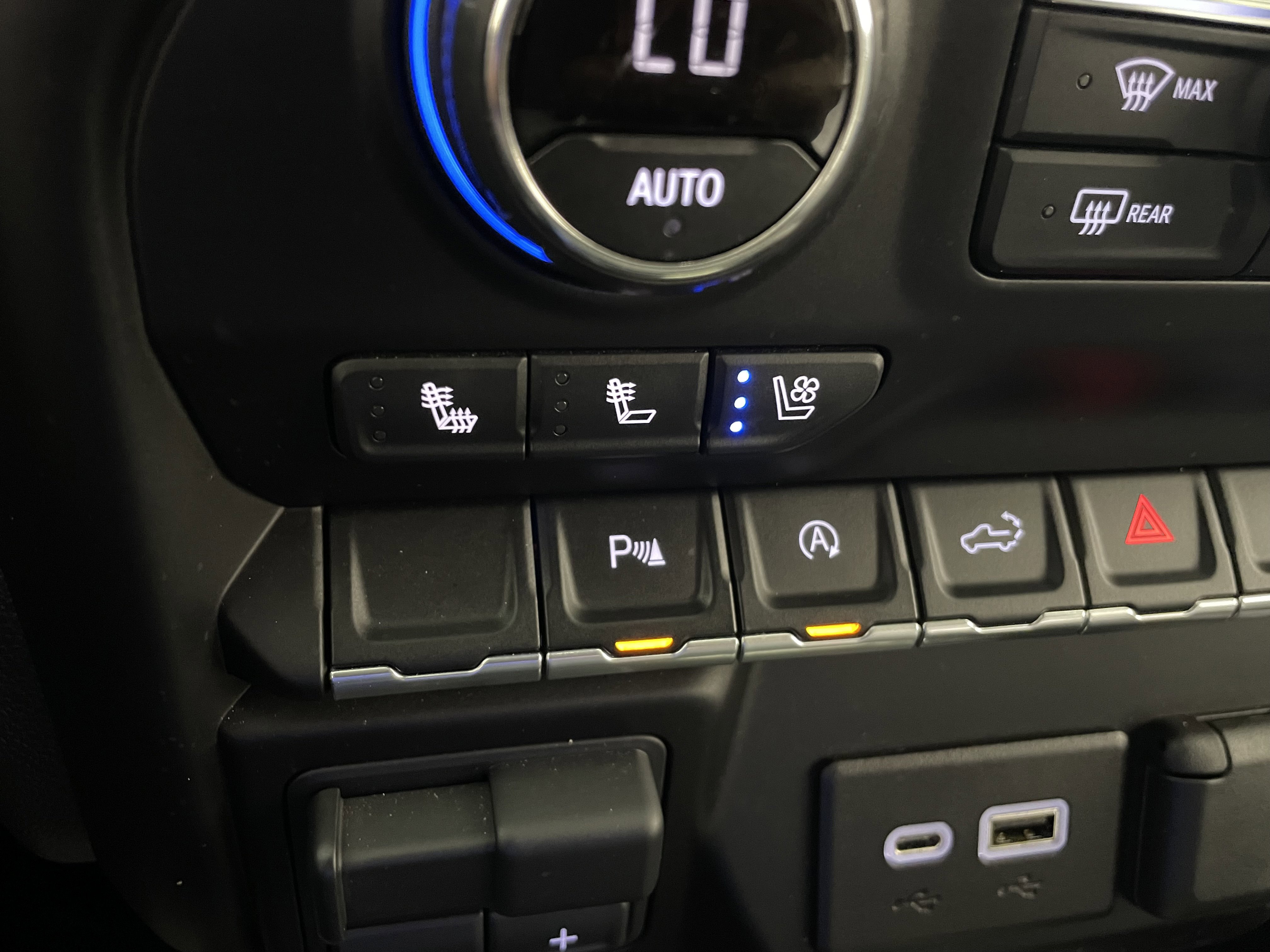 Used 2021 Chevrolet Silverado 1500 LTZ image 21