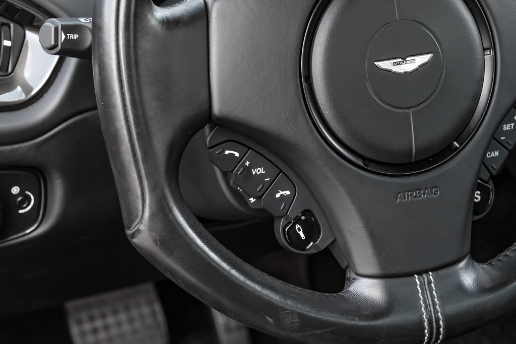 Used 2016 Aston Martin Vanquish Coupe RWD image 11