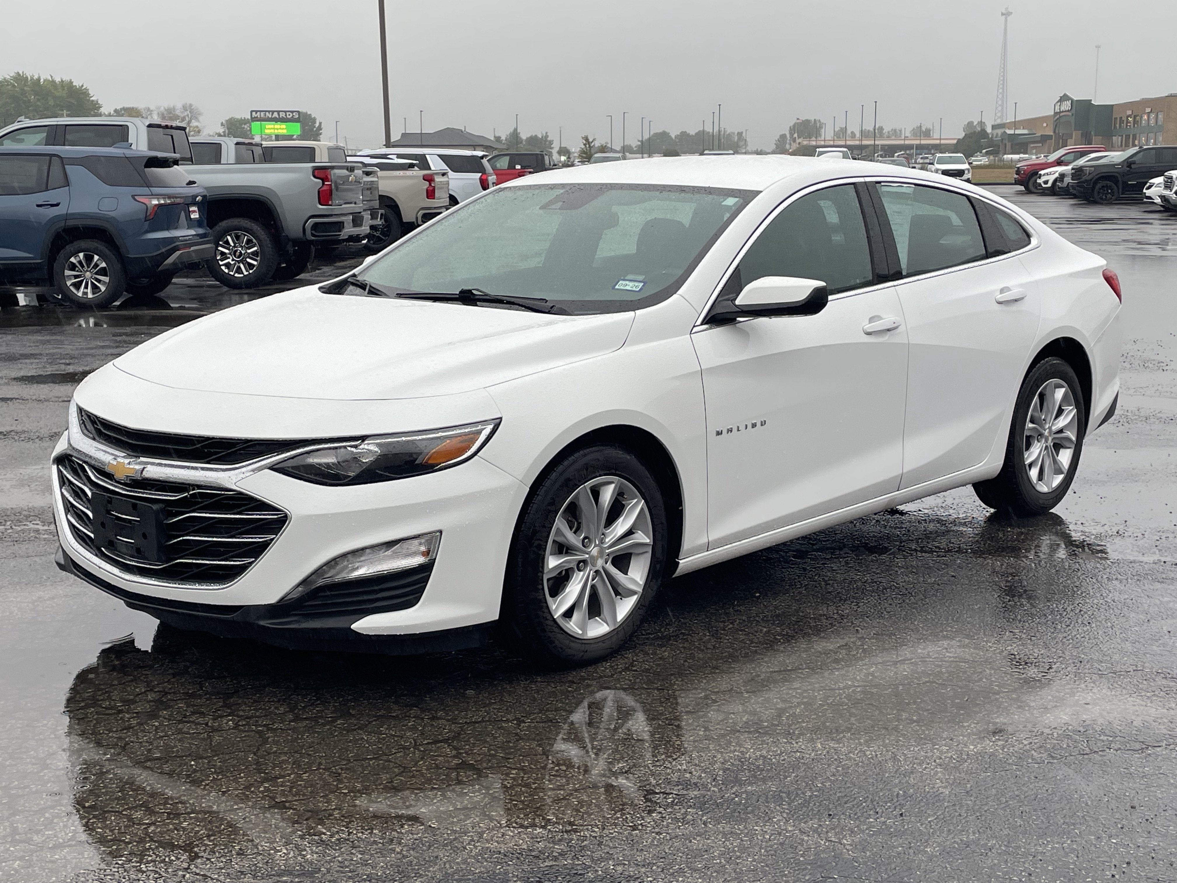 Used 2025 Chevrolet Malibu LT FWD image 8