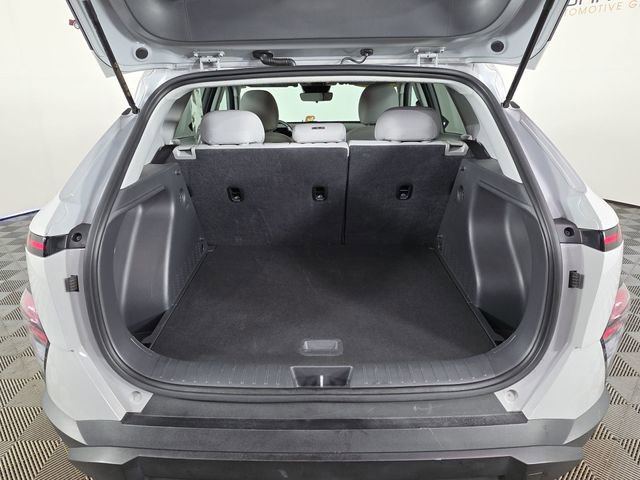 Used 2025 Hyundai Kona SEL AWD/4WD image 38