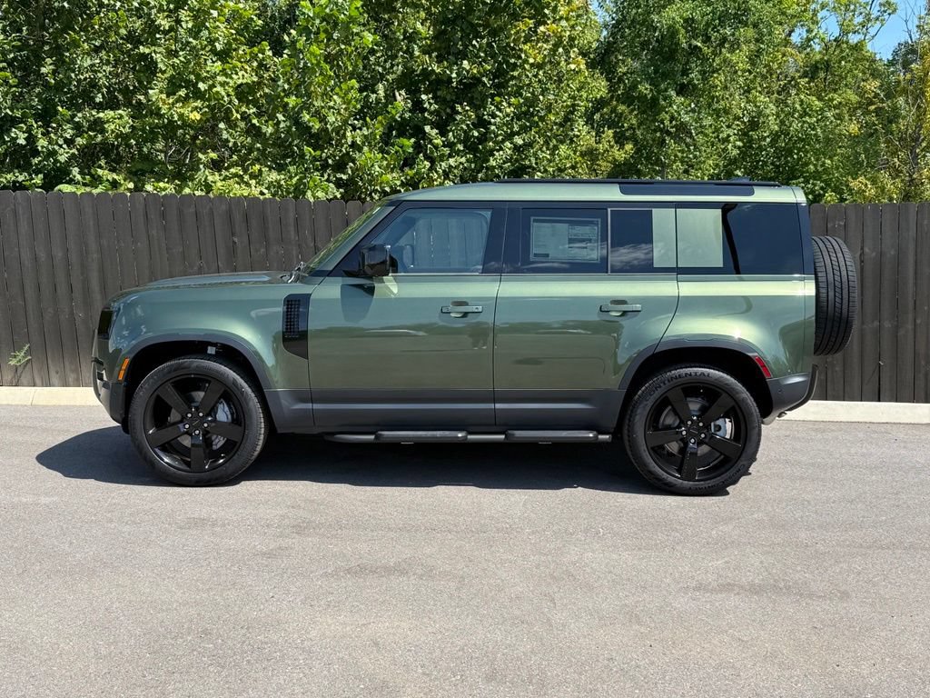 New 2026 Land Rover Defender 110 S AWD/4WD image 2