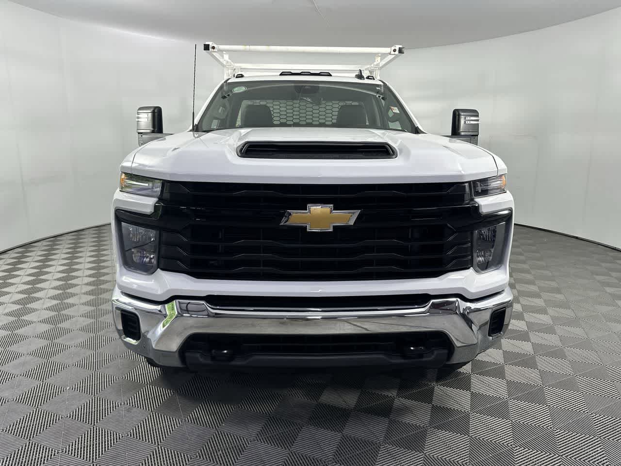 Used 2024 Chevrolet Silverado 3500 W/T w/ WT Convenience Package AWD/4WD image 3