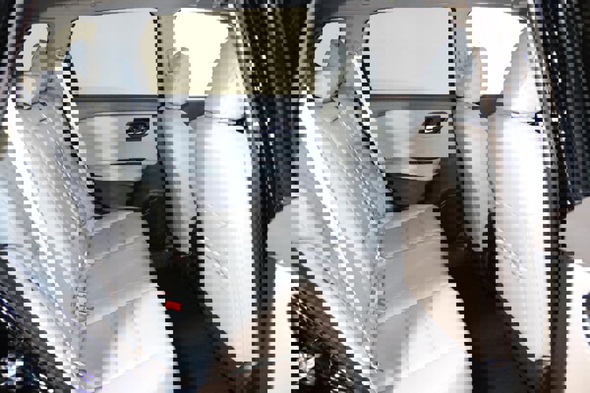 Used 2023 Nissan Rogue SL image 55