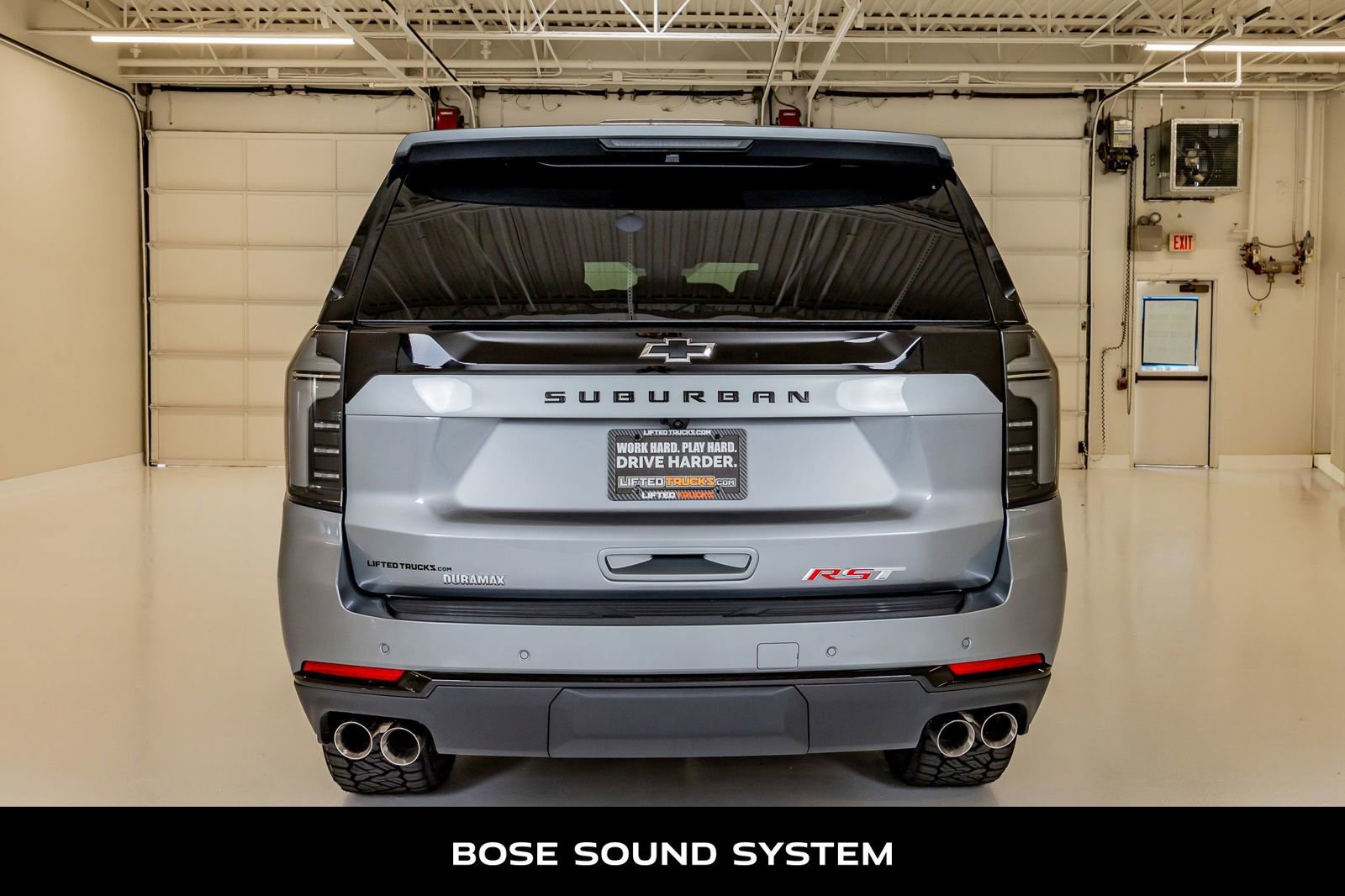 Used 2026 Chevrolet Suburban RST w/ RST Capability Package AWD/4WD image 8