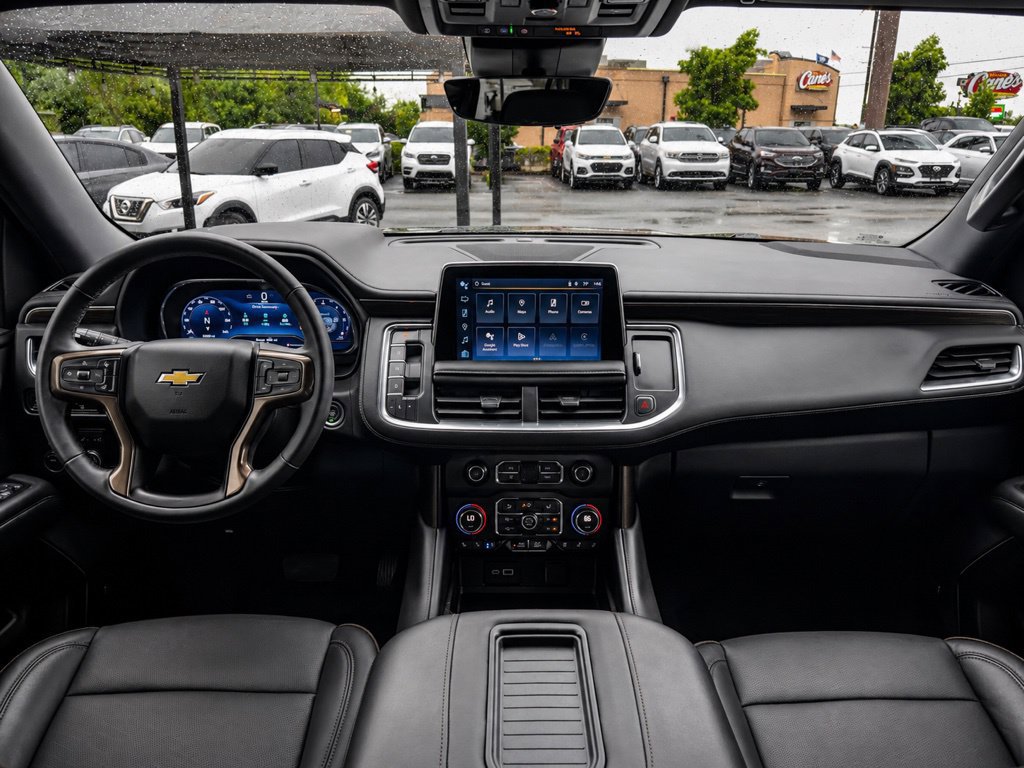 Used 2024 Chevrolet Tahoe High Country AWD/4WD image 11