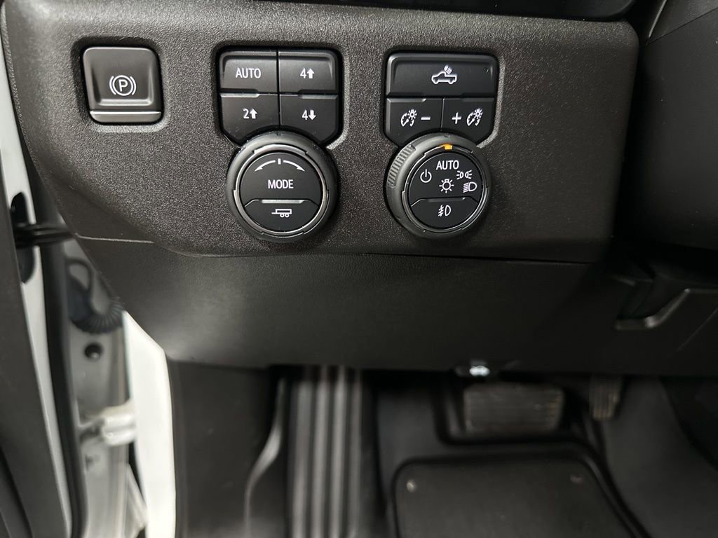 Used 2022 Chevrolet Silverado 1500 RST w/ Z71 Off-Road Package image 31