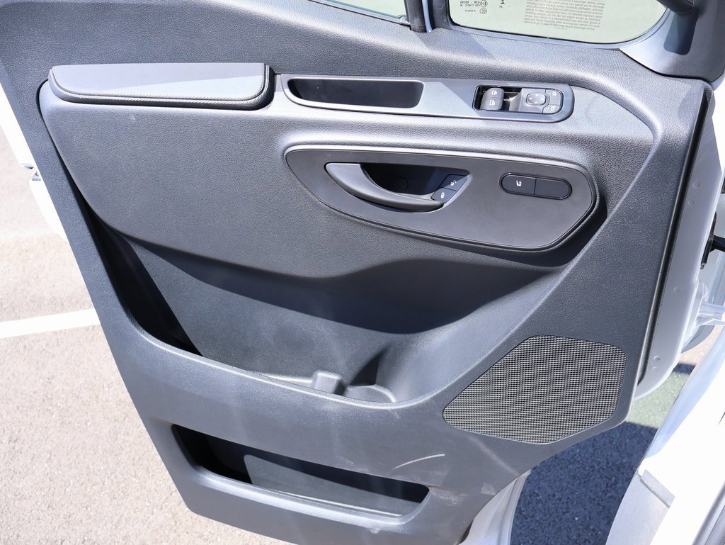 Used 2024 Mercedes-Benz Sprinter 3500 image 46