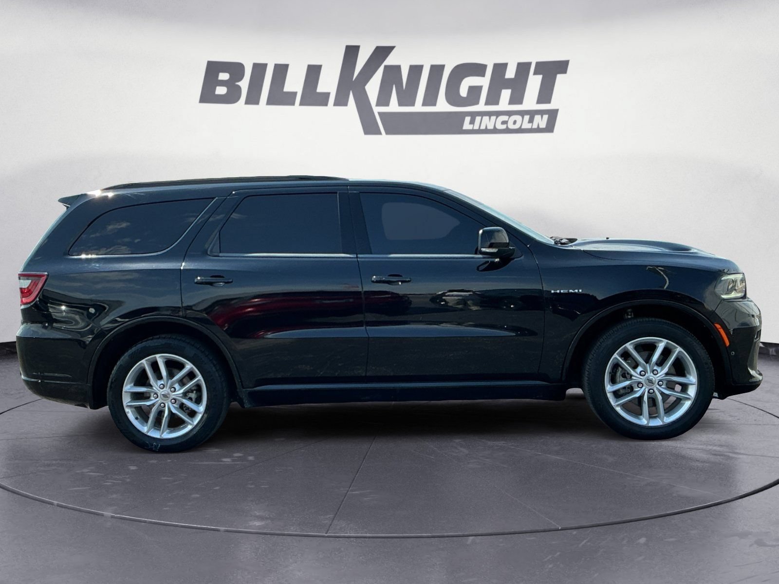 Used 2023 Dodge Durango R/T RWD image 7