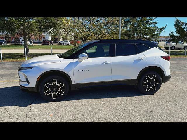 Used 2024 Chevrolet Blazer RS w/ Driver Confidence II Package FWD image 5