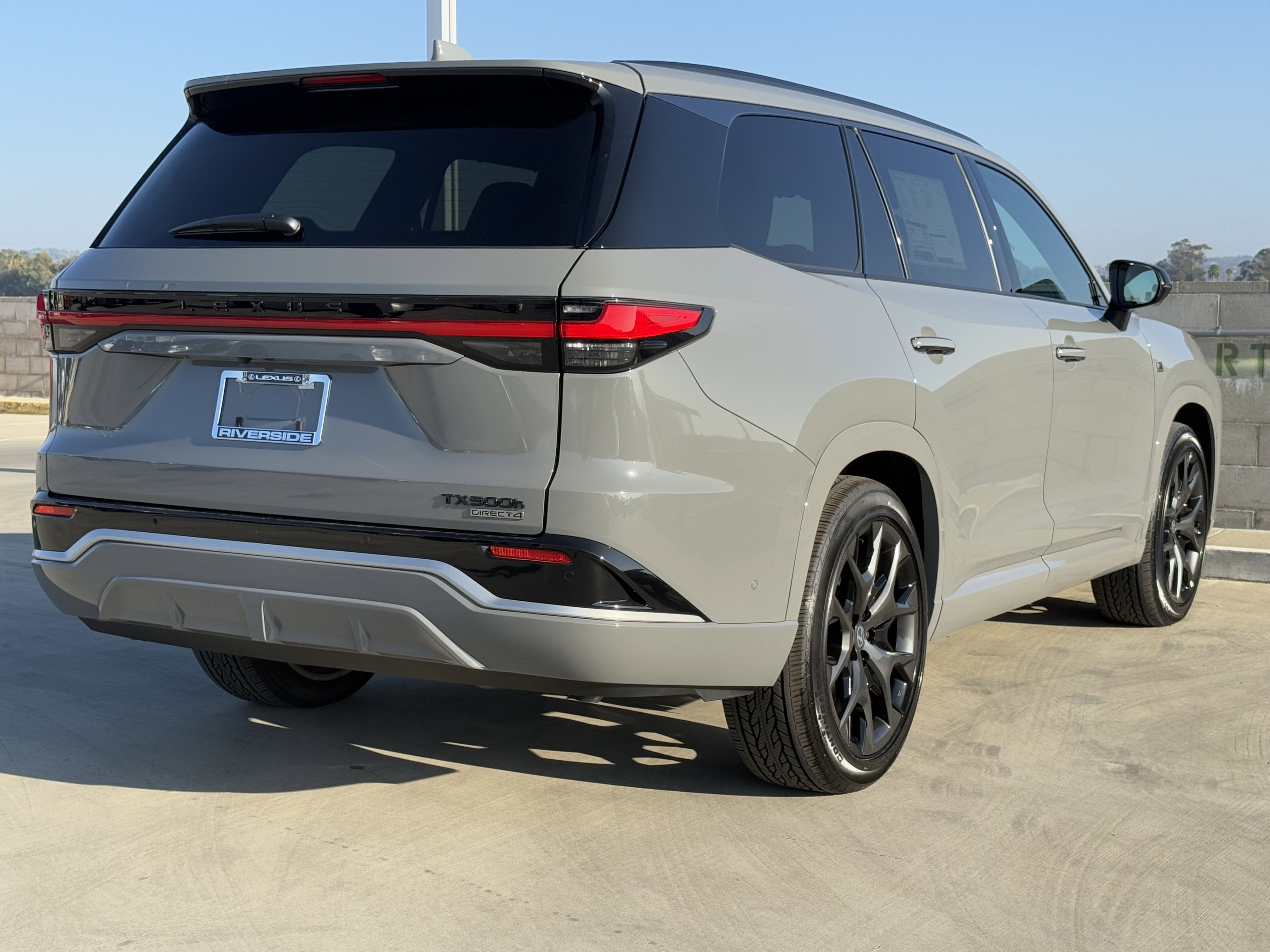 New 2026 Lexus TX 500h AWD image 12