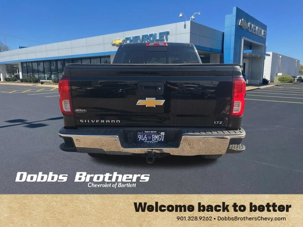 Used 2018 Chevrolet Silverado 1500 LTZ w/ Sport Package AWD/4WD image 10