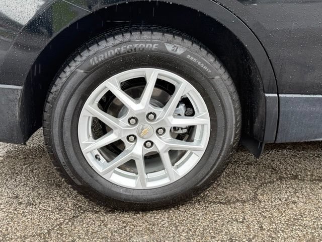 Used 2023 Chevrolet Equinox LT AWD/4WD image 11