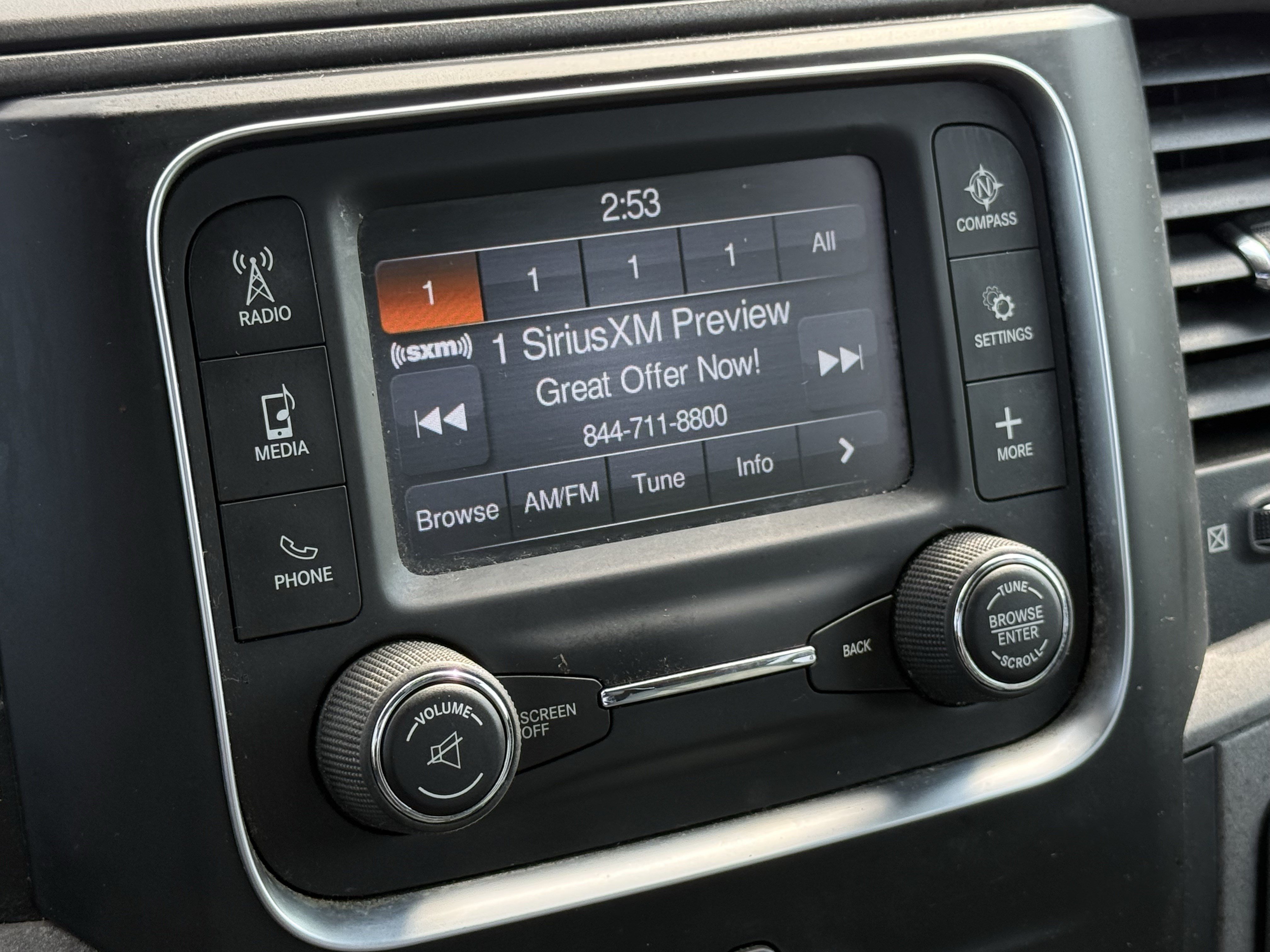 Used 2015 RAM 1500 Express RWD image 22