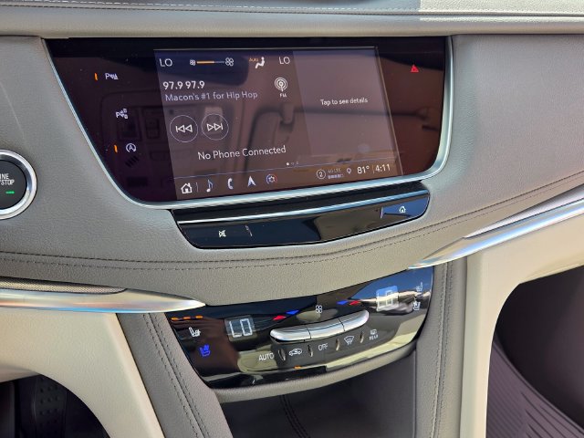 Used 2026 Cadillac XT5 Premium Luxury w/ Driver Assist Package FWD image 18