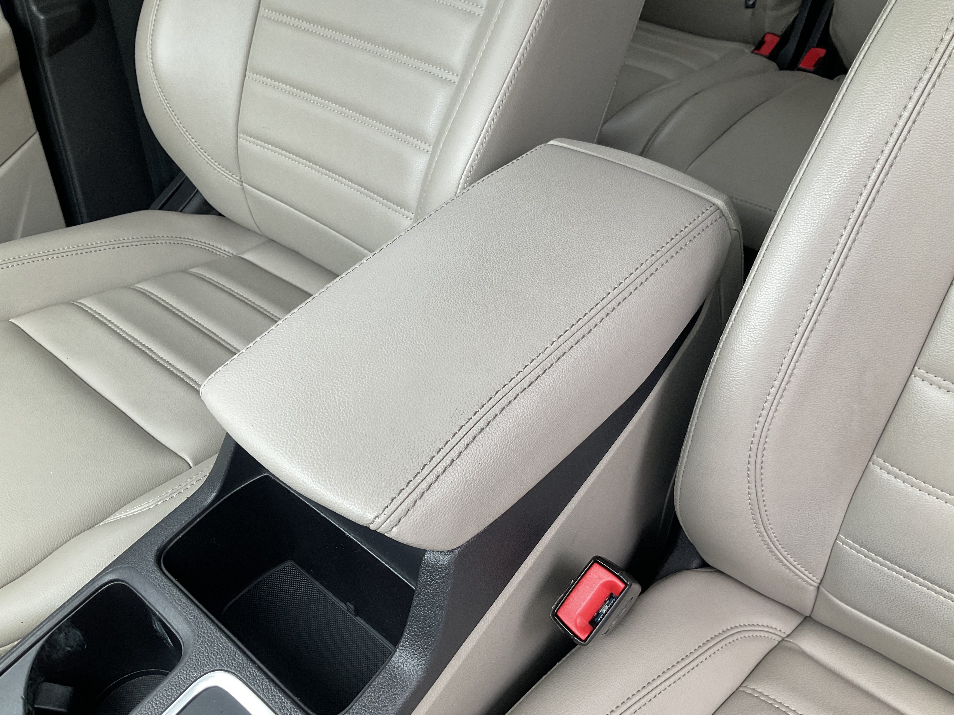 Used 2019 Ford Escape SEL AWD/4WD image 18