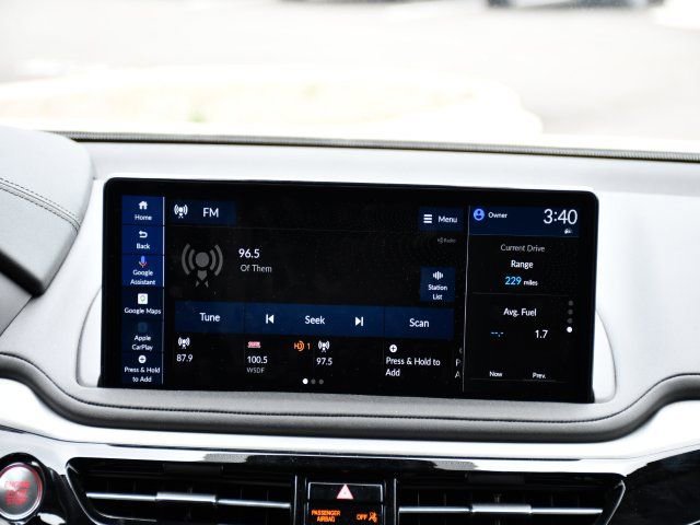 Certified 2026 Acura MDX FWD w/ Technology Package image 24