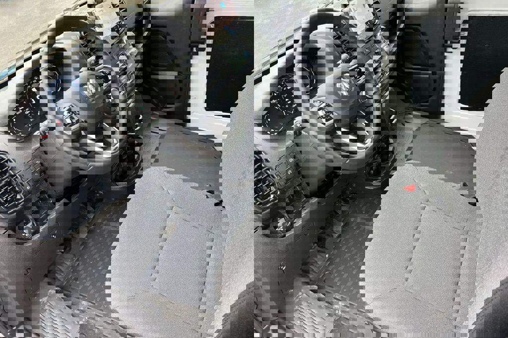 New 2024 RAM ProMaster 3500 w/ Delivery Van Package image 7