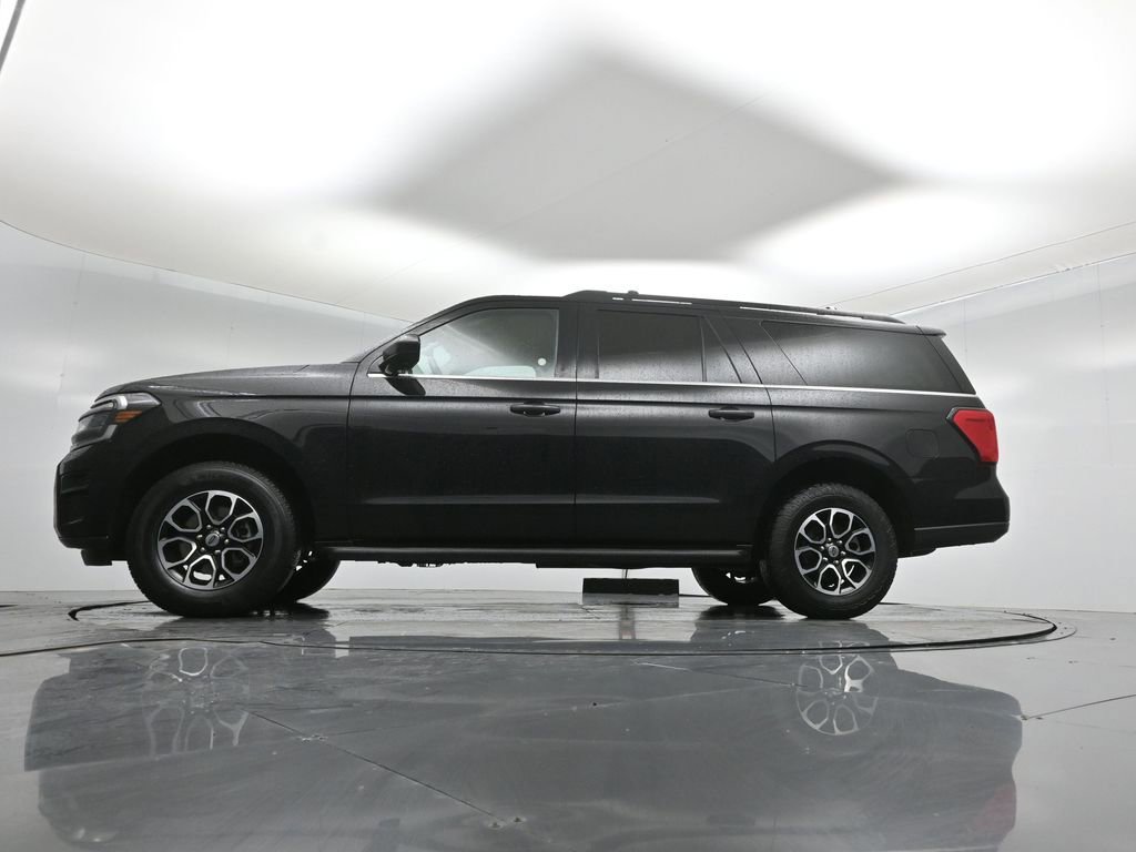 Certified 2024 Ford Expedition Max XLT image 8