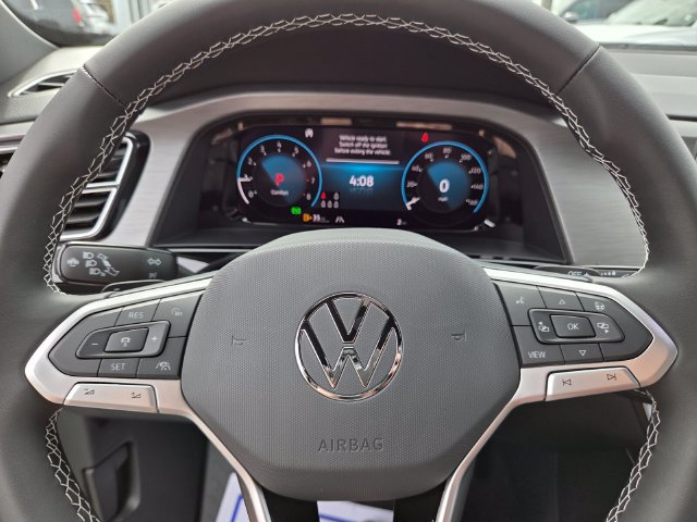 New 2026 Volkswagen Atlas Cross Sport SE FWD image 23