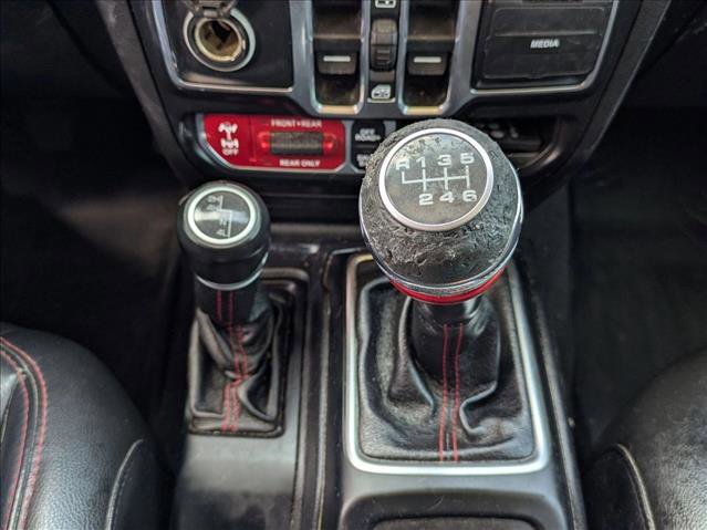 Used 2020 Jeep Gladiator Rubicon AWD/4WD image 11