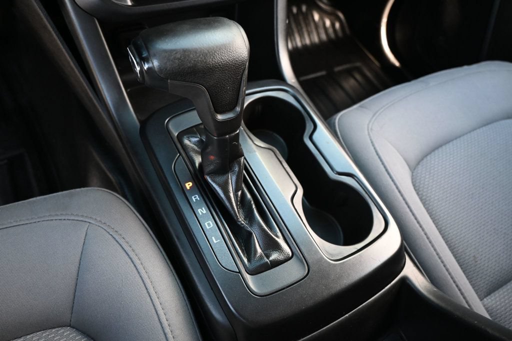 Used 2020 Chevrolet Colorado W/T RWD image 9
