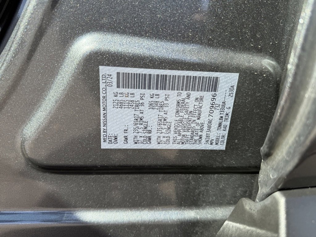 Used 2024 Nissan Rogue S image 43