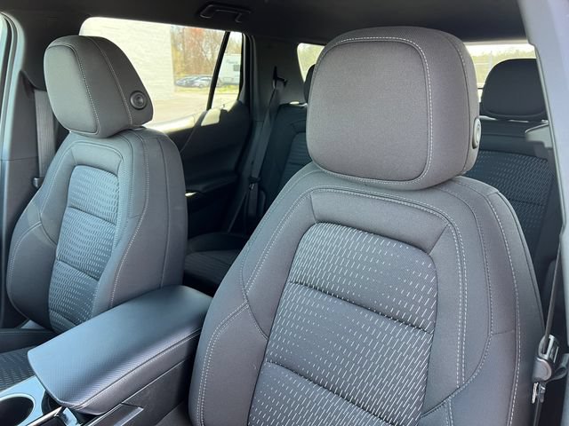 Used 2026 Chevrolet Equinox LT AWD/4WD image 12