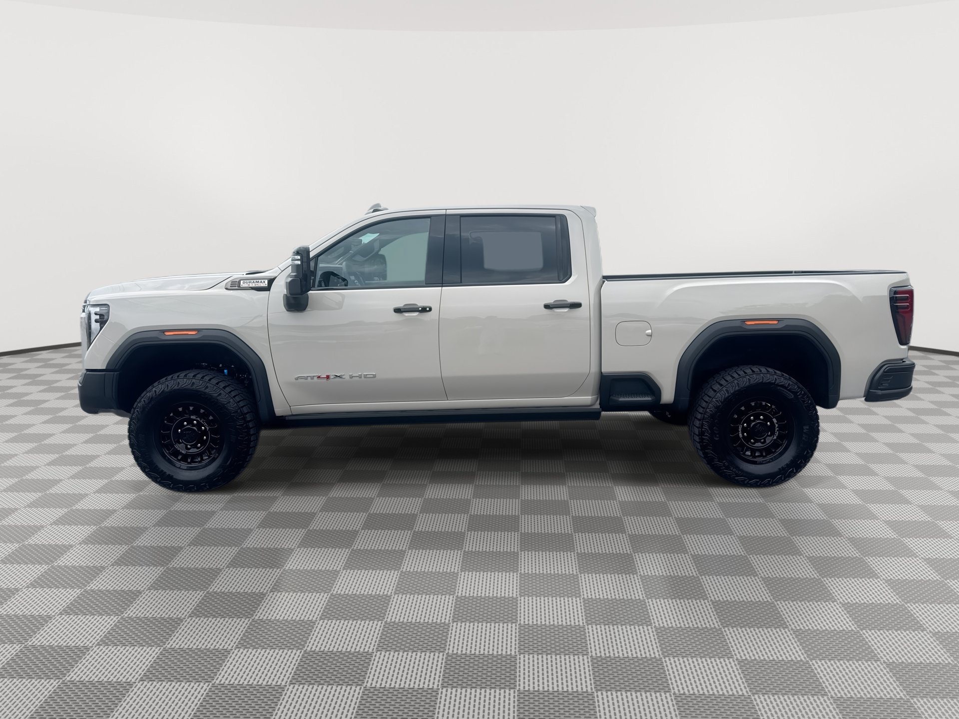 New 2026 GMC Sierra 2500 AT4X w/ AT4X AEV Edition AWD/4WD image 5