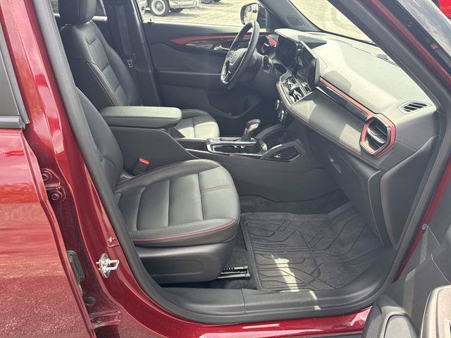 Certified 2025 Chevrolet TrailBlazer RS w/ Driver Confidence Package FWD image 28