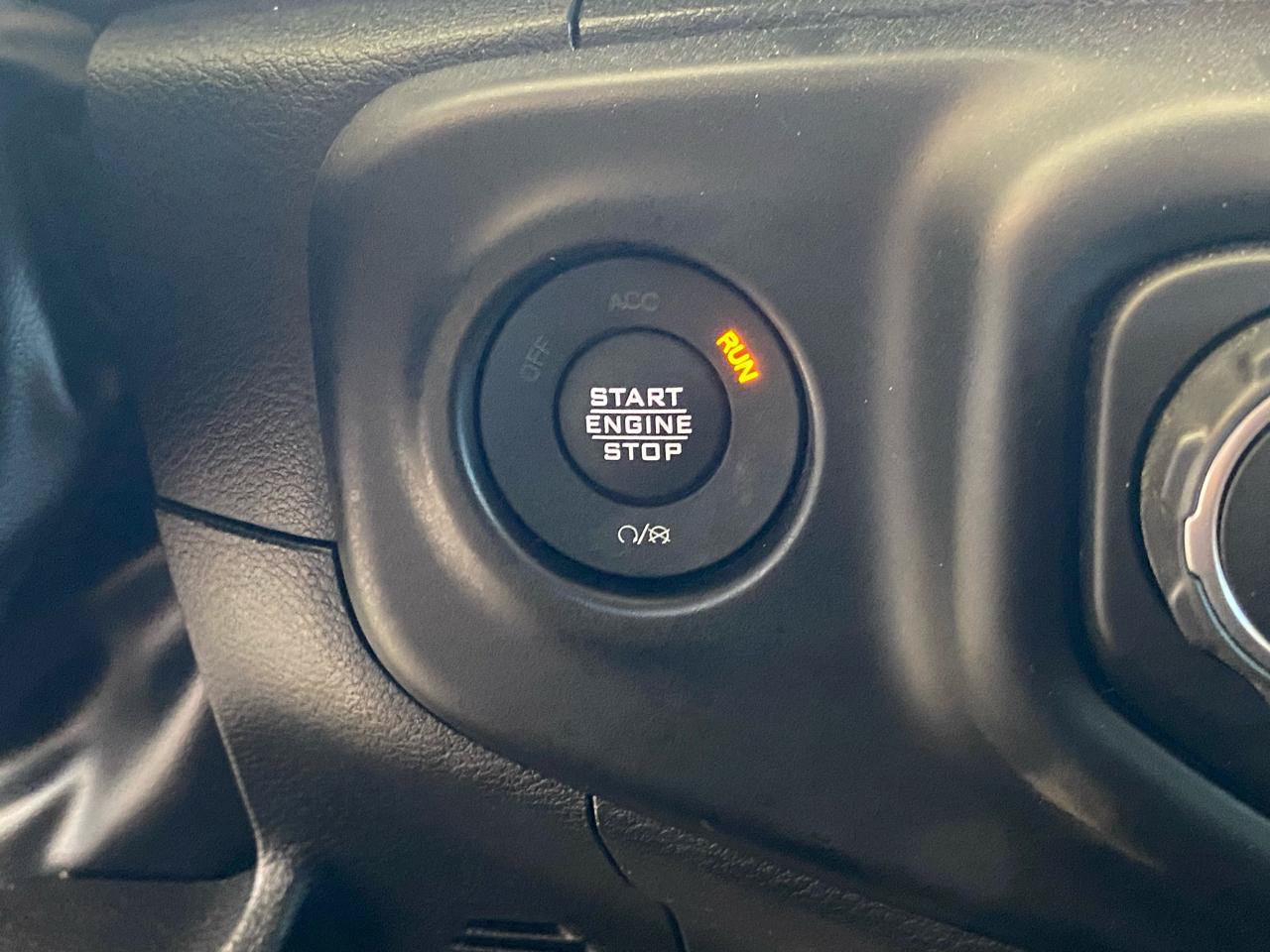 Used 2022 Jeep Wrangler Unlimited Sport AWD/4WD image 20
