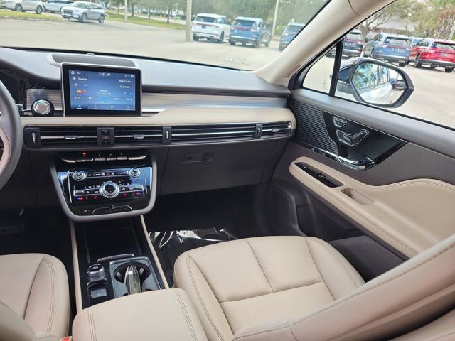 Certified 2022 Lincoln Corsair FWD image 21