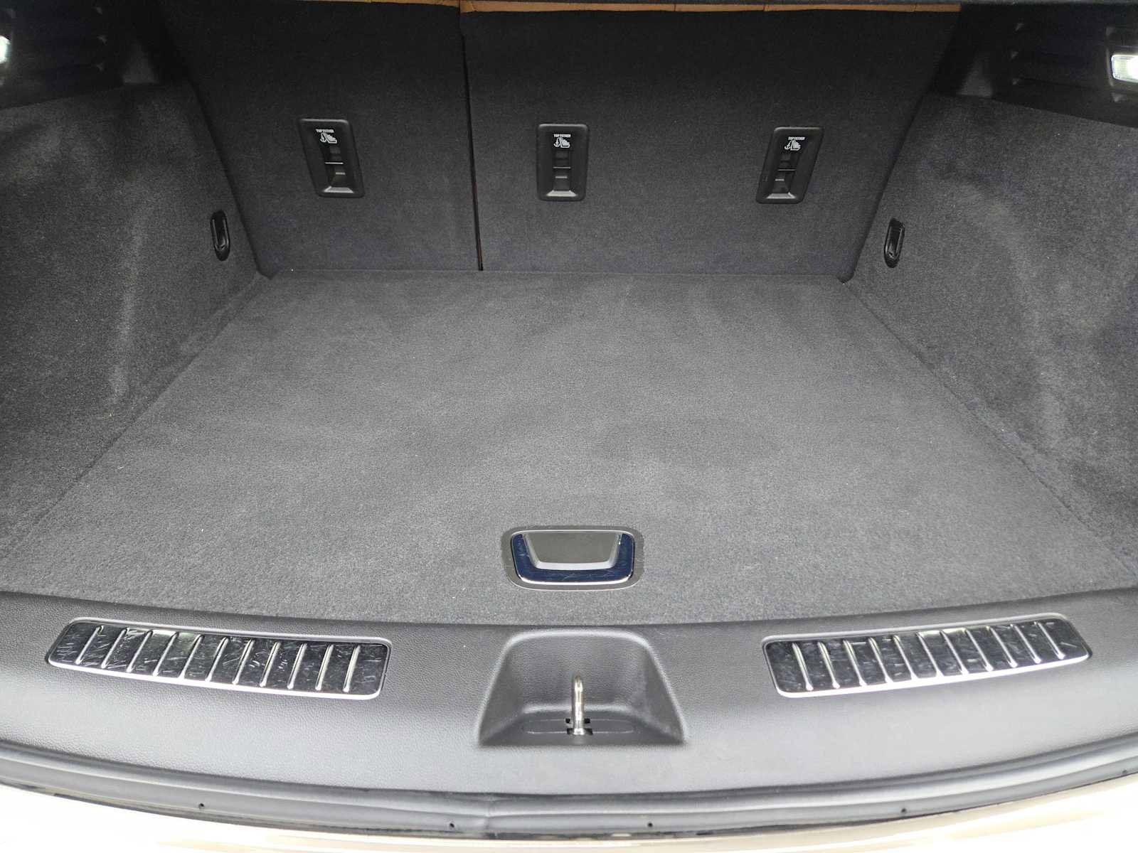 Certified 2020 Cadillac XT4 Sport FWD image 30