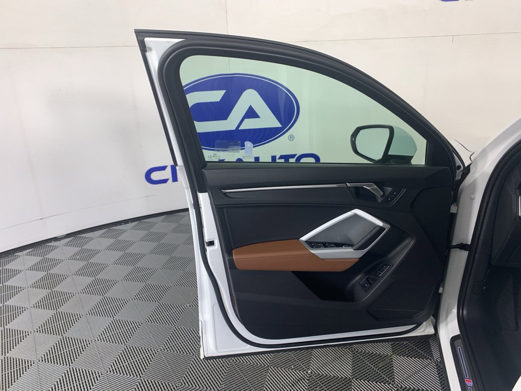 Used 2022 Audi Q3 2.0T Premium image 14