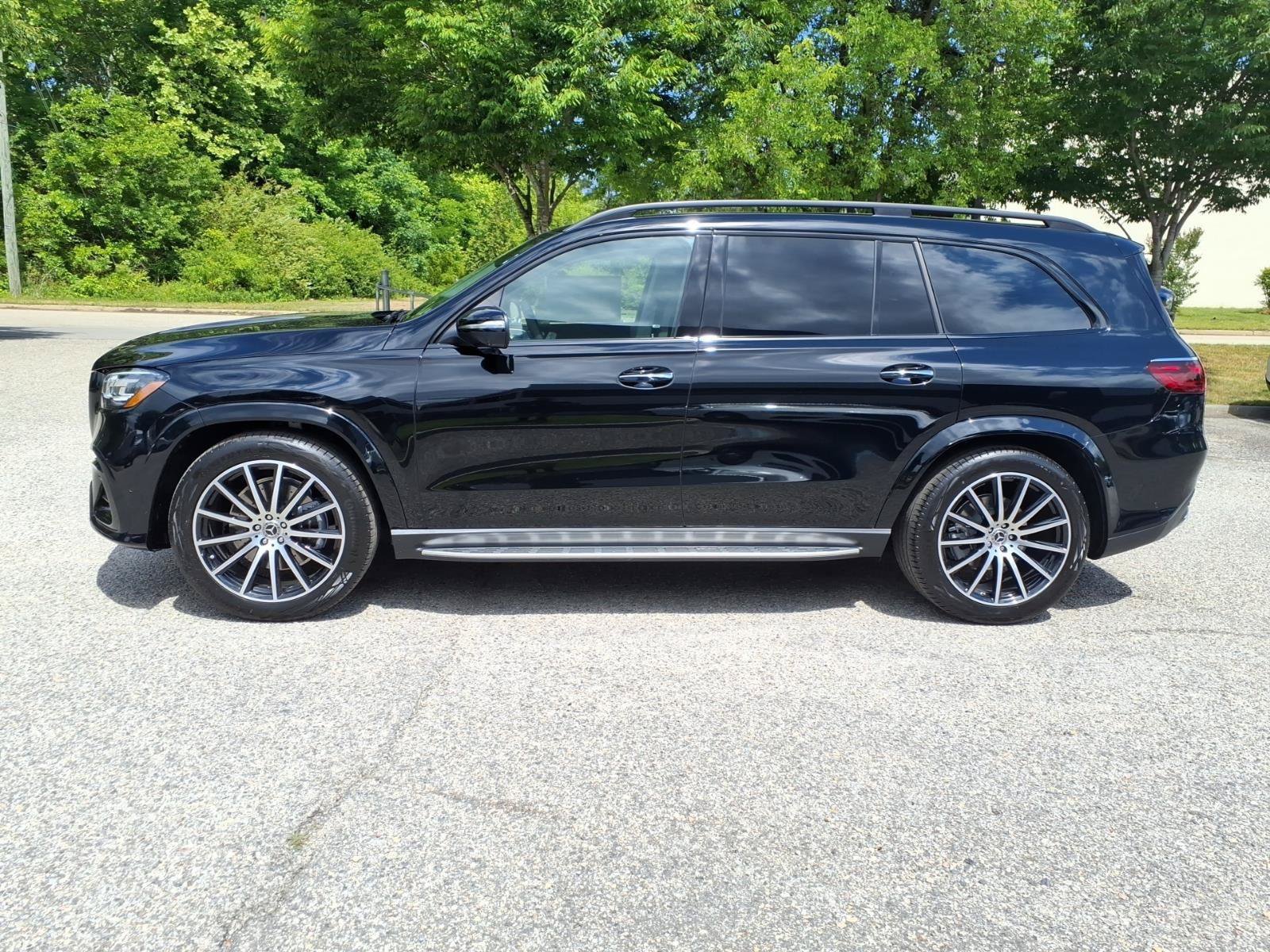 New 2026 Mercedes-Benz GLS 450 4MATIC image 11
