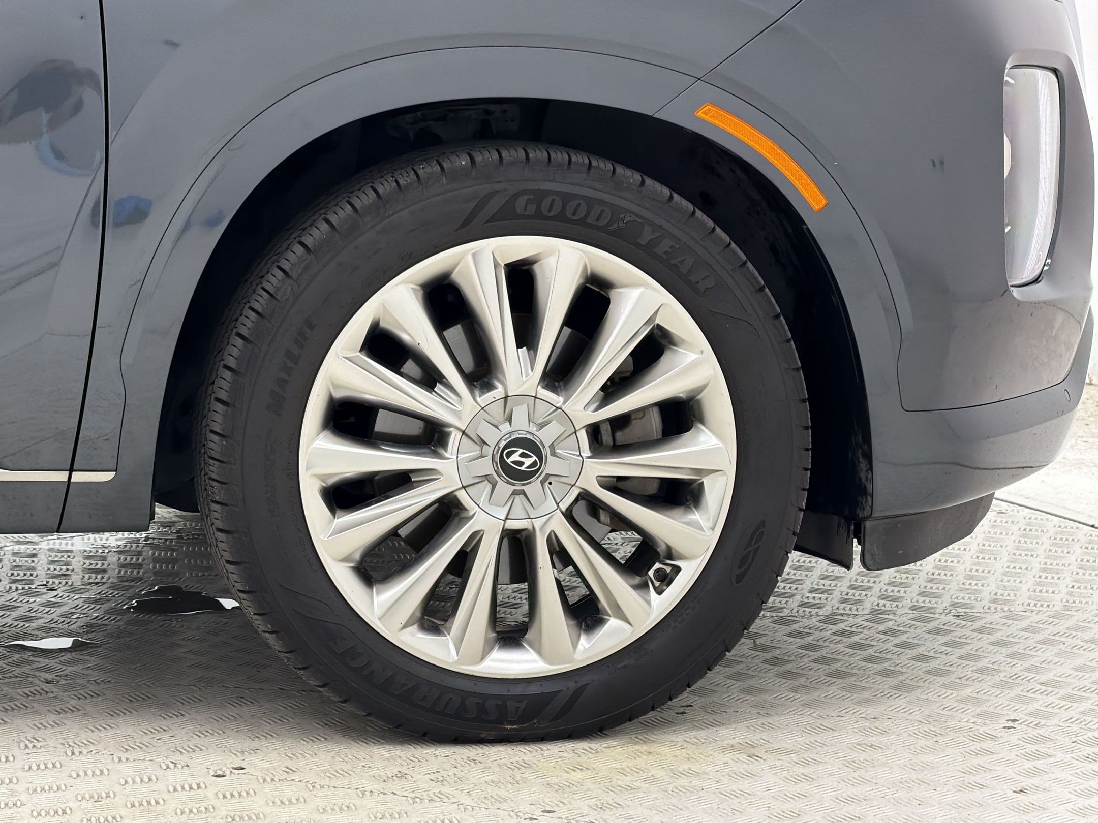 Used 2020 Hyundai Palisade Limited AWD/4WD image 13