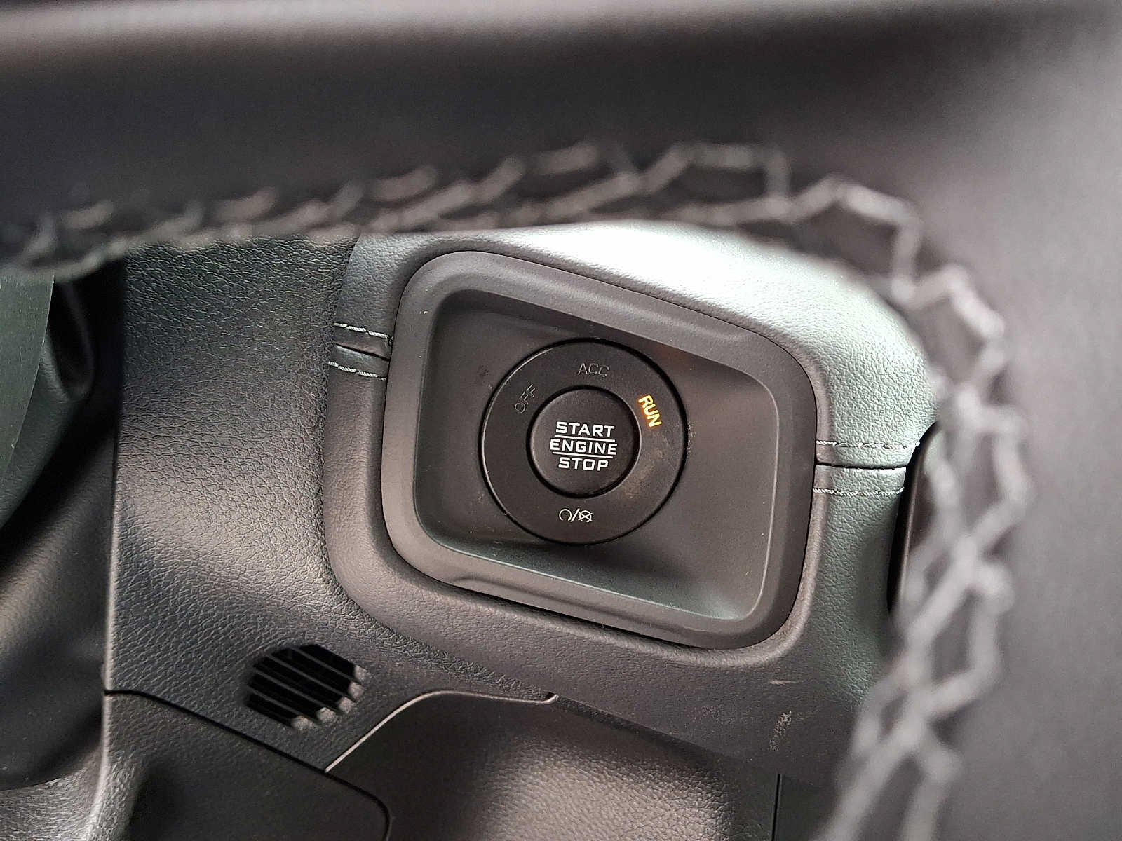 New 2026 Jeep Gladiator Rubicon AWD/4WD image 18