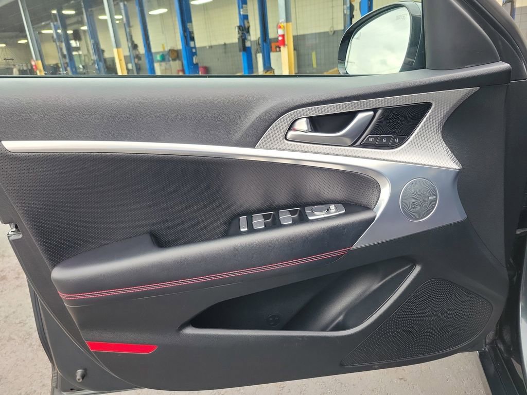 Used 2023 Genesis G70 2.0T w/ Sport Prestige Package image 19